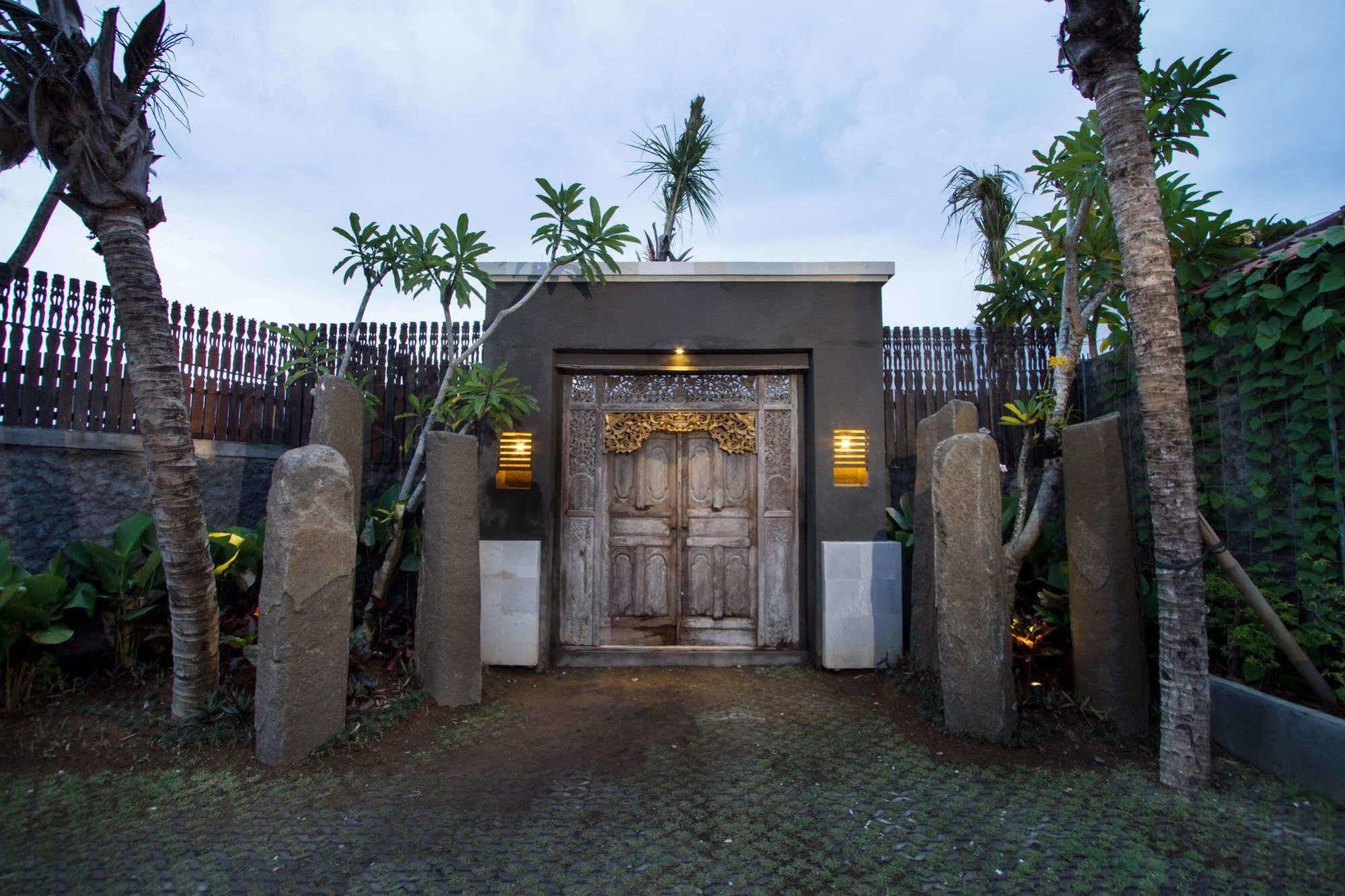 Villa Alam Bidadari Seminyak Extérieur photo